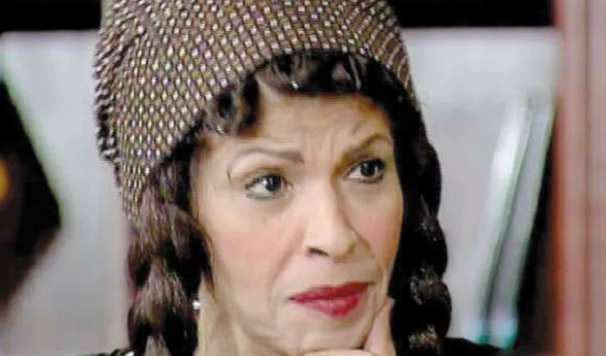 شائعات جديدة تستهدف عائشة الكيلاني